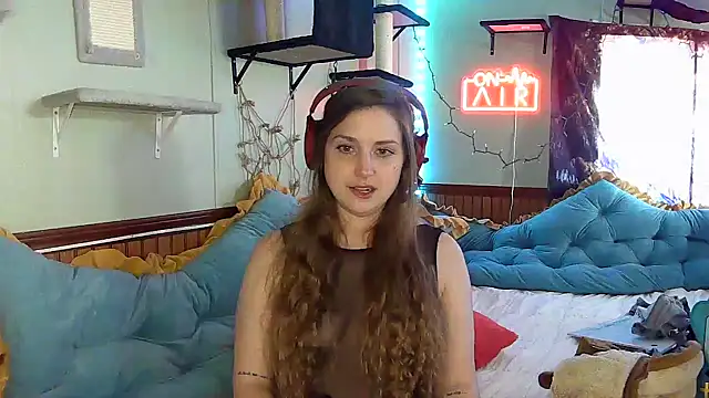 Snapshot of mirannacult chatting on 12.12.24 mirannacult online show from 12.12.24