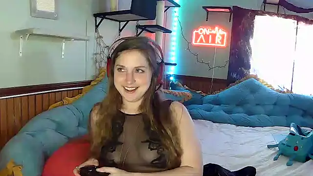 Snapshot of mirannacult chatting on 12.12.24 mirannacult online show from 12.12.24