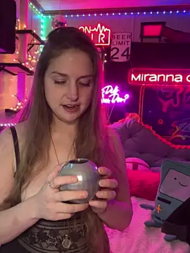 Snapshot of mirannacult chatting on 12.26.24 mirannacult online show from 12.26.24