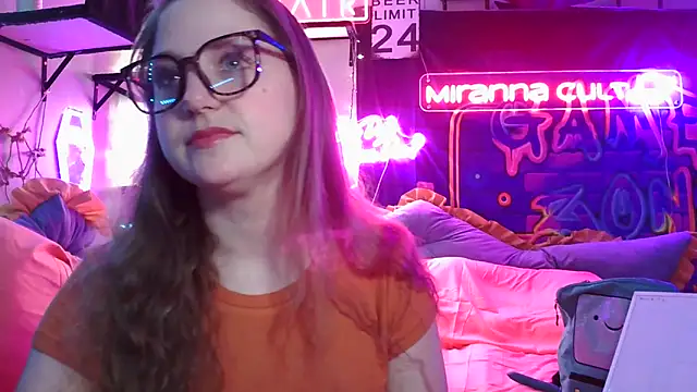 Snapshot of mirannacult chatting on 12.30.24 mirannacult online show from 12.30.24