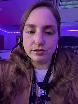 Snapshot of mirannacult chatting on 01.14.25 mirannacult online show from 01.14.25