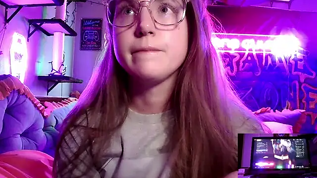 Snapshot of mirannacult chatting on 01.31.25 mirannacult online show from 01.31.25