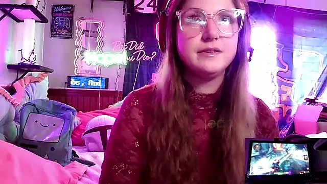 Snapshot of mirannacult chatting on 02.02.25 mirannacult online show from 02.02.25