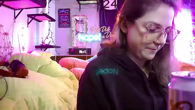 Snapshot of mirannacult chatting on 02.22.25 mirannacult online show from 02.22.25