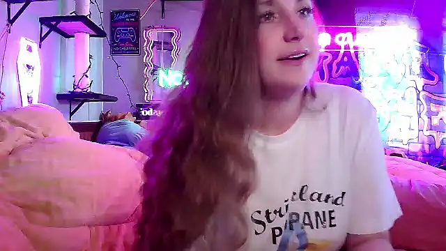 Snapshot of mirannacult chatting on 02.24.25 mirannacult online show from 02.24.25