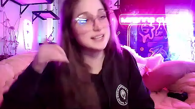 Snapshot of mirannacult chatting on 02.25.25 mirannacult online show from 02.25.25