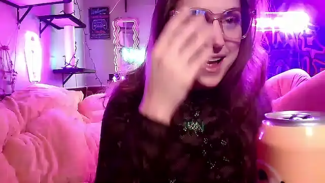 Snapshot of mirannacult chatting on 03.03.25 mirannacult online show from 03.03.25