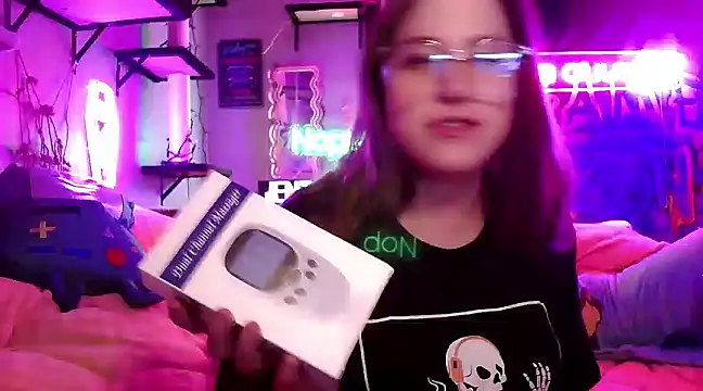 Snapshot of mirannacult chatting on 03.06.25 mirannacult online show from 03.06.25