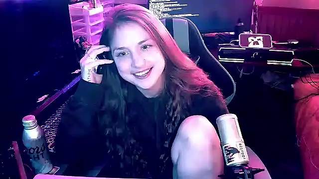 Snapshot of mirannacult chatting on 09.20.25 mirannacult online show from 09.20.25