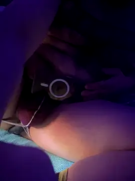 Snapshot of Alpha_theking chatting on 12.19.25 Alpha theking online show from 12.19.25