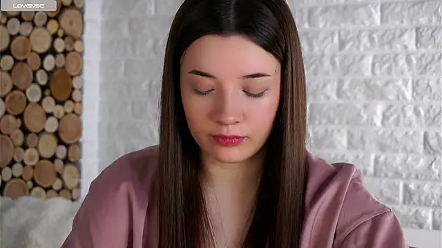 LowOncoming online show from 10.02.25