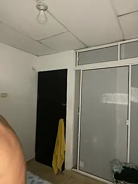 Snapshot of Mentriplex chatting on 01.13.26 Mentriplex online show from 01.13.26