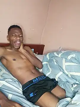 Snapshot of fireboyafrica chatting on 03.13.25 fireboyafrica online show from 03.13.25