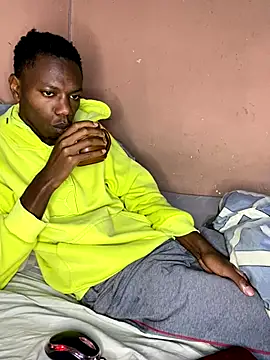 Snapshot of fireboyafrica chatting on 09.30.25 fireboyafrica online show from 09.30.25