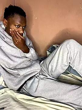 Snapshot of fireboyafrica chatting on 10.03.25 fireboyafrica online show from 10.03.25