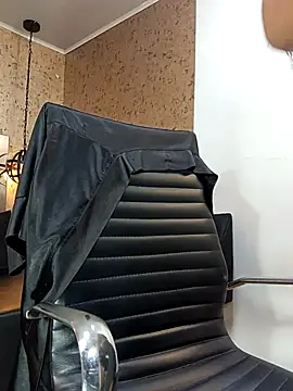 Michelle Brito1 online show from 03.21.25