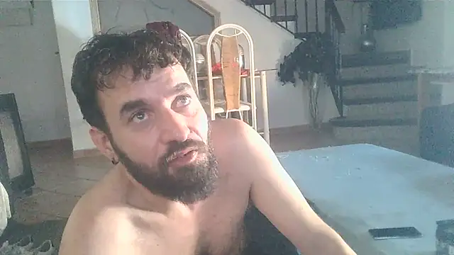 Snapshot of FJcouple chatting on 01.17.25 FJcouple online show from 01.17.25