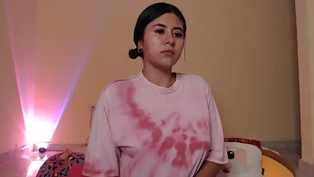 Snapshot of _maiahairy_ chatting on 12.26.24 maiahairy online show from 12.26.24