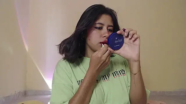 Snapshot of _maiahairy_ chatting on 02.20.25 maiahairy online show from 02.20.25