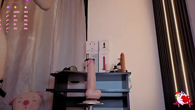 Scarlet Red  online show from 11.23.25