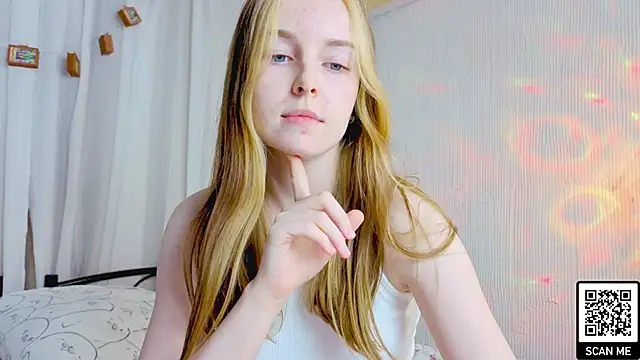 Snapshot of Wild__flowers chatting on 03.27.26 Wild flowers online show from 03.27.26