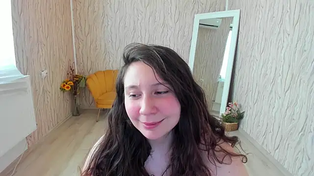 Snapshot of AishaRouhi chatting on 01.24.25 AishaRouhi online show from 01.24.25