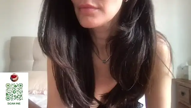 Snapshot of paolajonez chatting on 01.09.26 paolajonez online show from 01.09.26