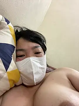 Hachi Sweetbabie  online show from 04.30.26