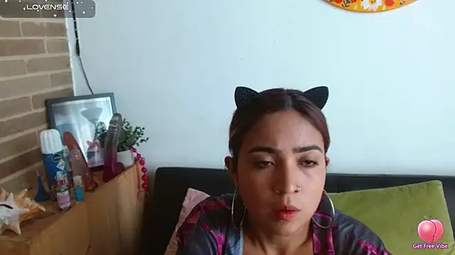 Snapshot of helenacyruss chatting on 03.20.25 helenacyruss online show from 03.20.25