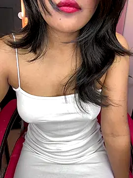 Snapshot of LeisyXO chatting on 01.05.26 LeisyXO online show from 01.05.26