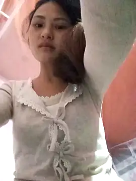 trieungoclnt online show from 11.16.25