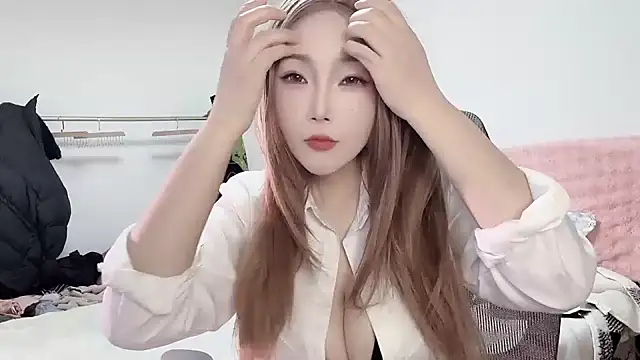 Snapshot of XinBaoa_156 chatting on 03.02.25 XinBaoa 156 online show from 03.02.25