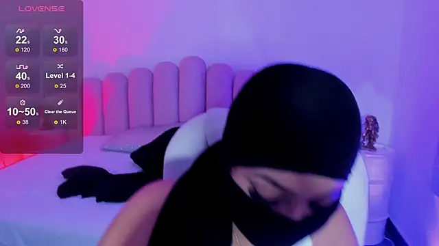 Snapshot of Haanna__ chatting on 02.15.25 Haanna online show from 02.15.25