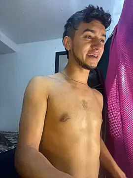 Snapshot of Kevin_Torres chatting on 12.06.24 Kevin Torres online show from 12.06.24