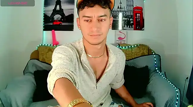 Snapshot of Kevin_Torres chatting on 01.16.25 Kevin Torres online show from 01.16.25