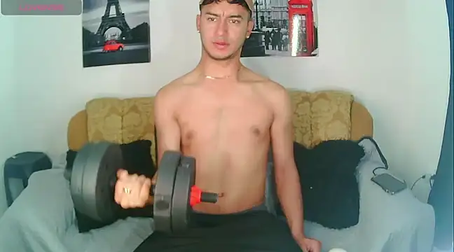 Snapshot of Kevin_Torres chatting on 01.19.25 Kevin Torres online show from 01.19.25