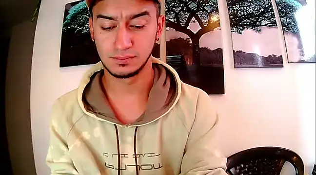 Snapshot of Kevin_Torres chatting on 02.24.25 Kevin Torres online show from 02.24.25