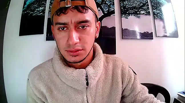 Snapshot of Kevin_Torres chatting on 02.25.25 Kevin Torres online show from 02.25.25