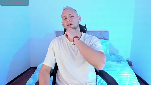 Snapshot of Damon_Bakert chatting on 02.03.26 Damon Bakert online show from 02.03.26