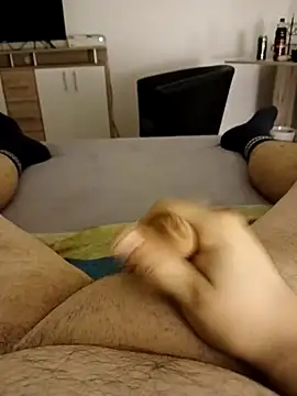 BennoSingle online show from 12.02.25