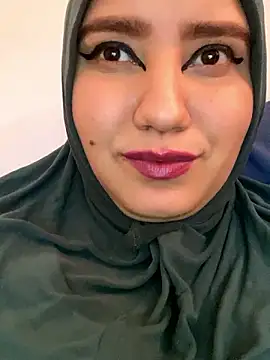 hannahayat online show from 12.02.24