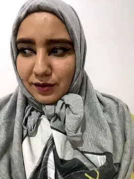 hannahayat online show from 12.08.24