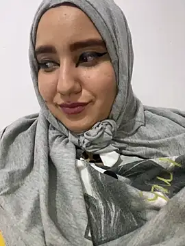 hannahayat online show from 12.10.24