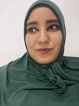 hannahayat online show from 12.13.24