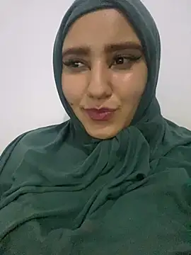 hannahayat online show from 12.22.24