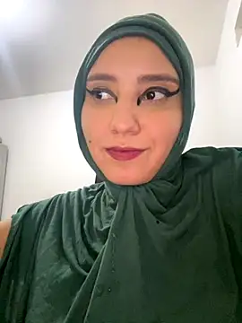 hannahayat online show from 10.10.25