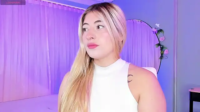 tiffany becker online show from 04.25.26