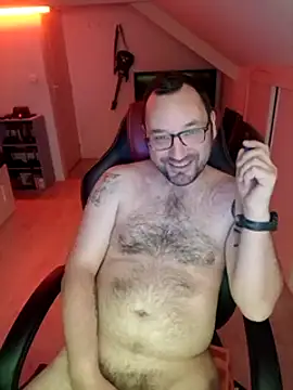 Snapshot of Fantaxx86 chatting on 02.11.25 Fantaxx86 online show from 02.11.25