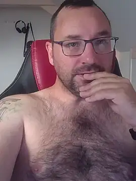 Snapshot of Fantaxx86 chatting on 11.11.25 Fantaxx86 online show from 11.11.25