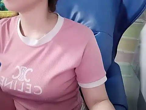 Snapshot of Cherry_6969 chatting on 02.21.25 Cherry 6969 online show from 02.21.25